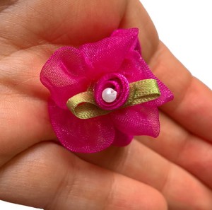 Pierwsza gumeczka kwiatuszek róż