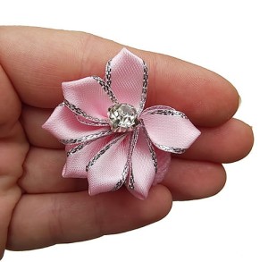 Gumeczka kwiatuszek wstążka z cyrkonią różowa