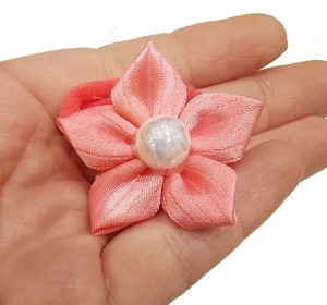 Gumeczka kwiatuszek wstążka z perełką  