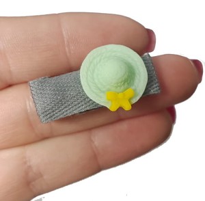 Kolorowe spineczki Kapelusik 