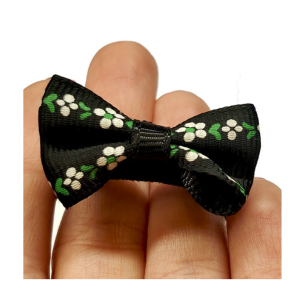 Śliczna gumeczka z kokardką w kwiatuszki 